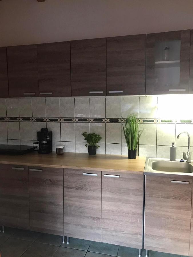 Tahiti Apartman Hajduszoboszlo Exterior foto