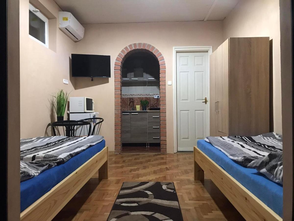 Tahiti Apartman Hajduszoboszlo Exterior foto