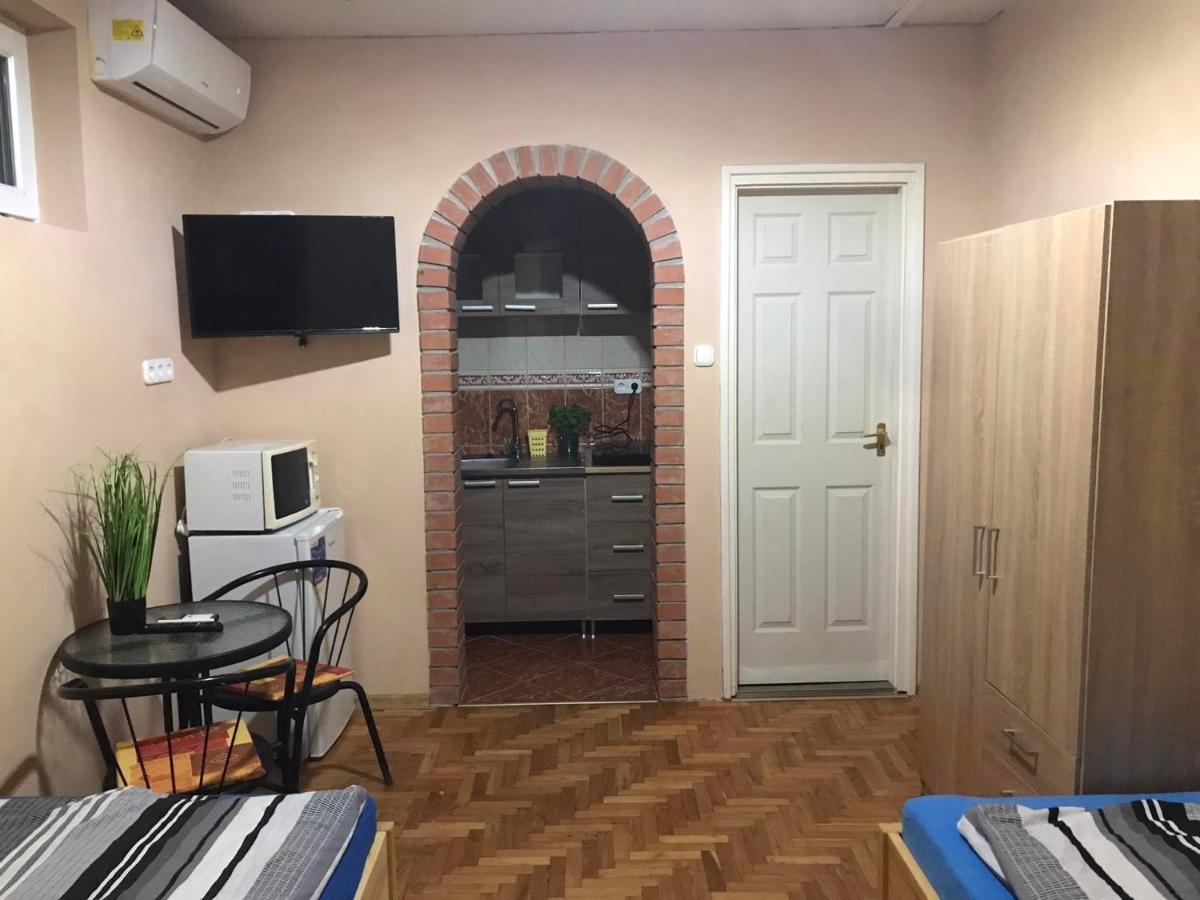 Tahiti Apartman Hajduszoboszlo Exterior foto
