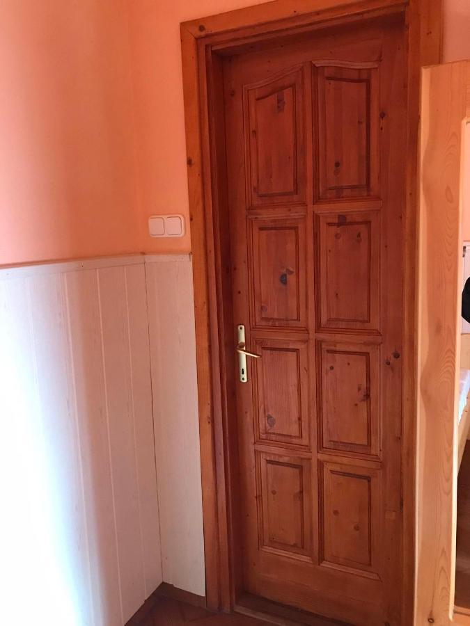 Tahiti Apartman Hajduszoboszlo Exterior foto